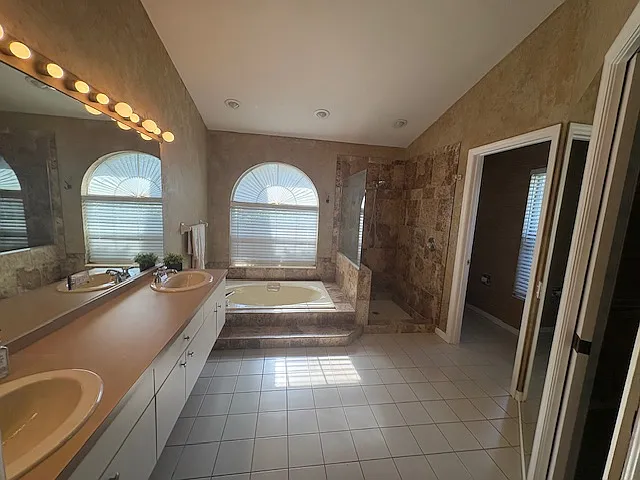 4622 Meadowview Cir — Photo 3