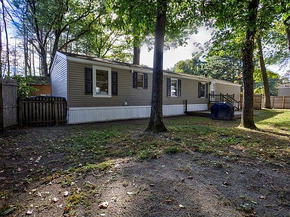 2nd image of 58 Woodland Shores Drive