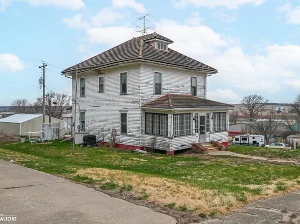 202 Y St, Dunlap, IA 51529