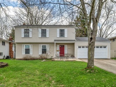 5862 Gareau Dr, North Olmsted, OH, 44070