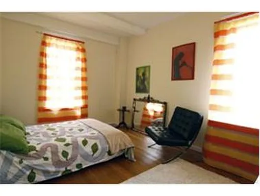 Sold by Douglas Elliman | media 15