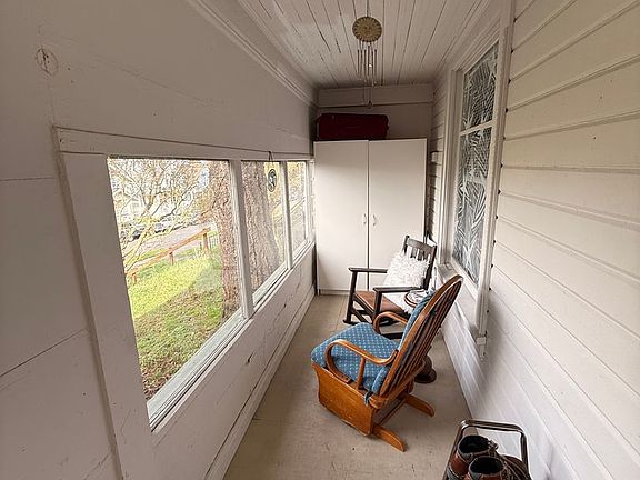4th image of 1510 Grant St