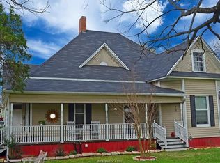203 W Jack St, Bremond, TX 76629