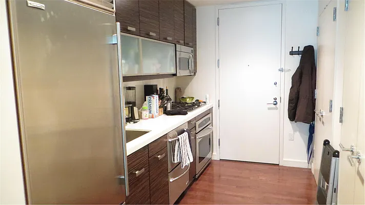 Rented by Douglas Elliman | media 17