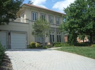 8019 Cobble Creek Cir, Potomac, MD 20854