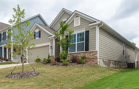 2nd image of 109 Margo Ln
