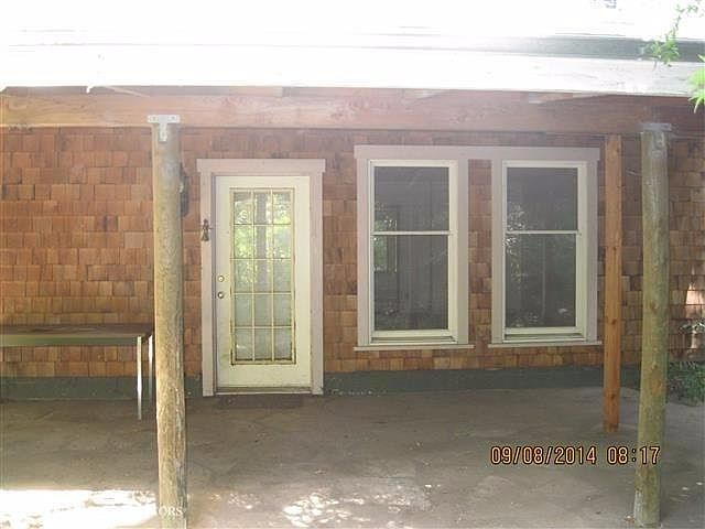 2nd image of 409 E Main St
