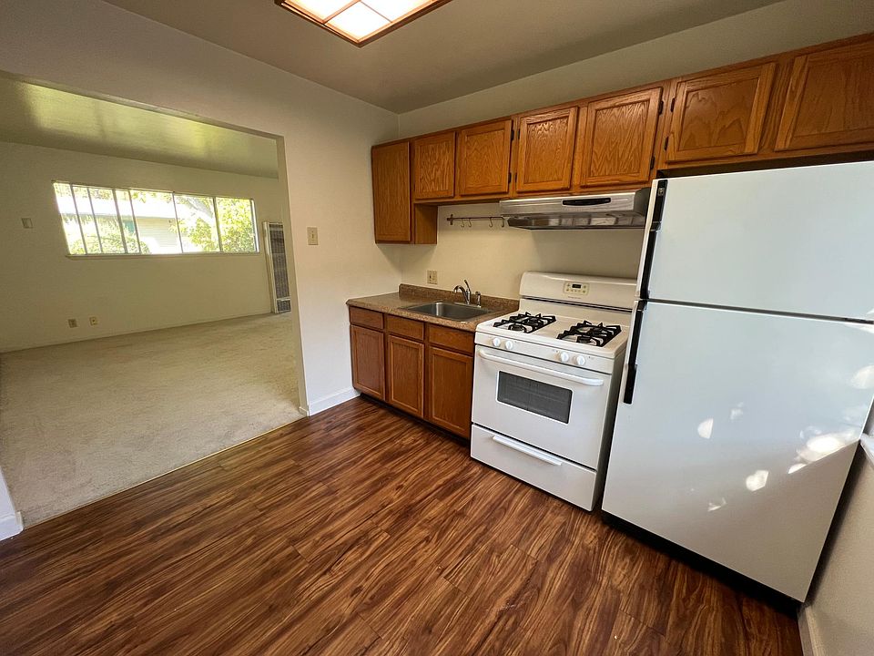 1st image of 4129 El Camino Way APT H