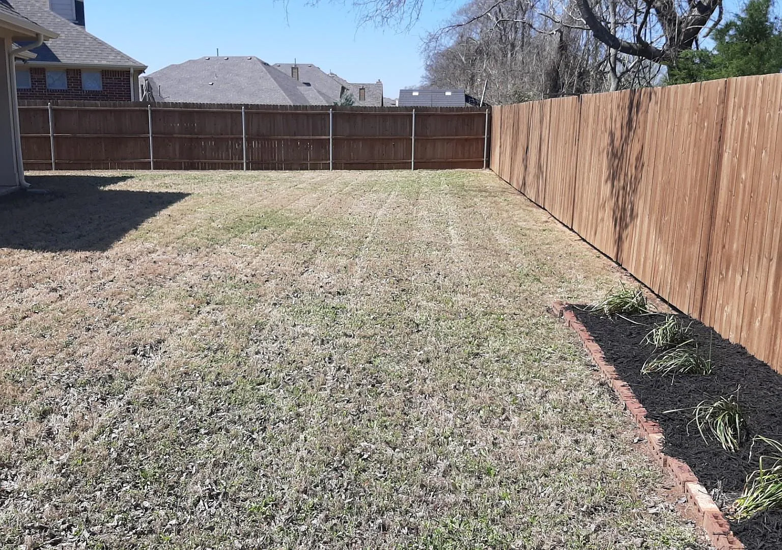 4 bed, 2272 sqft, $2,700 — Photo 4
