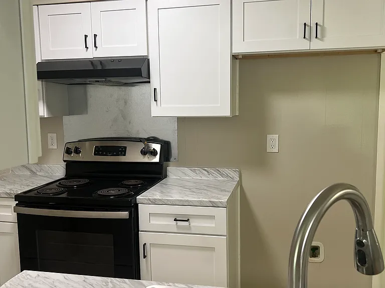 7911 Riata Ave — Photo 3
