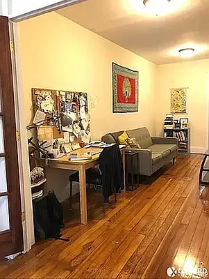 Rented by Oxford Property Group | media 37