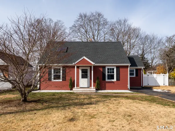 12 Glenmoor Drive, East Haven, CT 06512