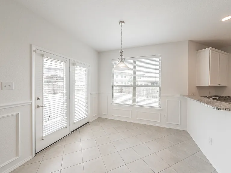 6268 Topsail Dr — Photo 12
