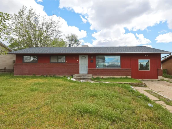 207 W 1300 N, Sunset, UT 84015