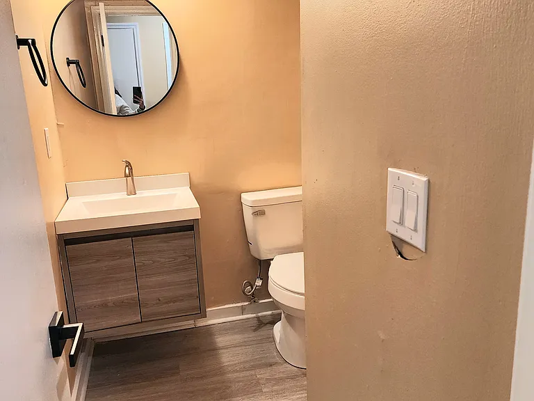 260 Fleming Rd #D — Photo 6