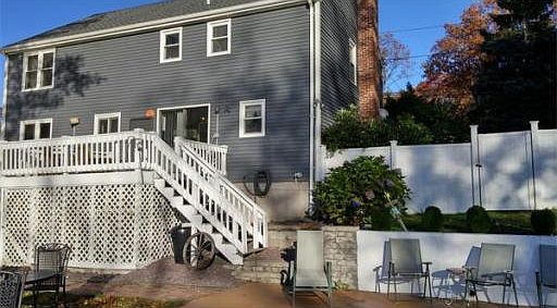 5th image of 11 Shoreline Dr