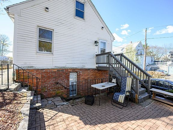 5th image of 91 Garfield St