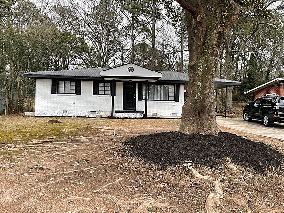 2nd image of 2878 Delowe Dr