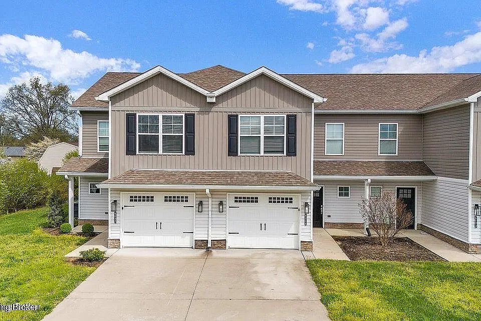 6101 Casper Dr