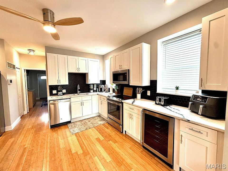 1st image of 2811 Hickory St