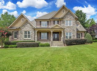 2601 Peachleaf St, Raleigh, NC 27614