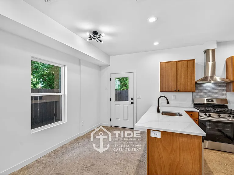 5812 Knight St — Photo 11