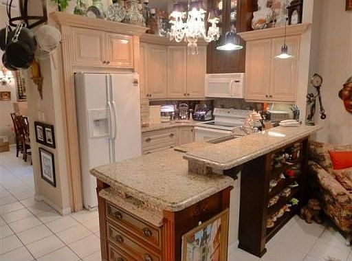 2nd image of 5836 SW 89th Ln