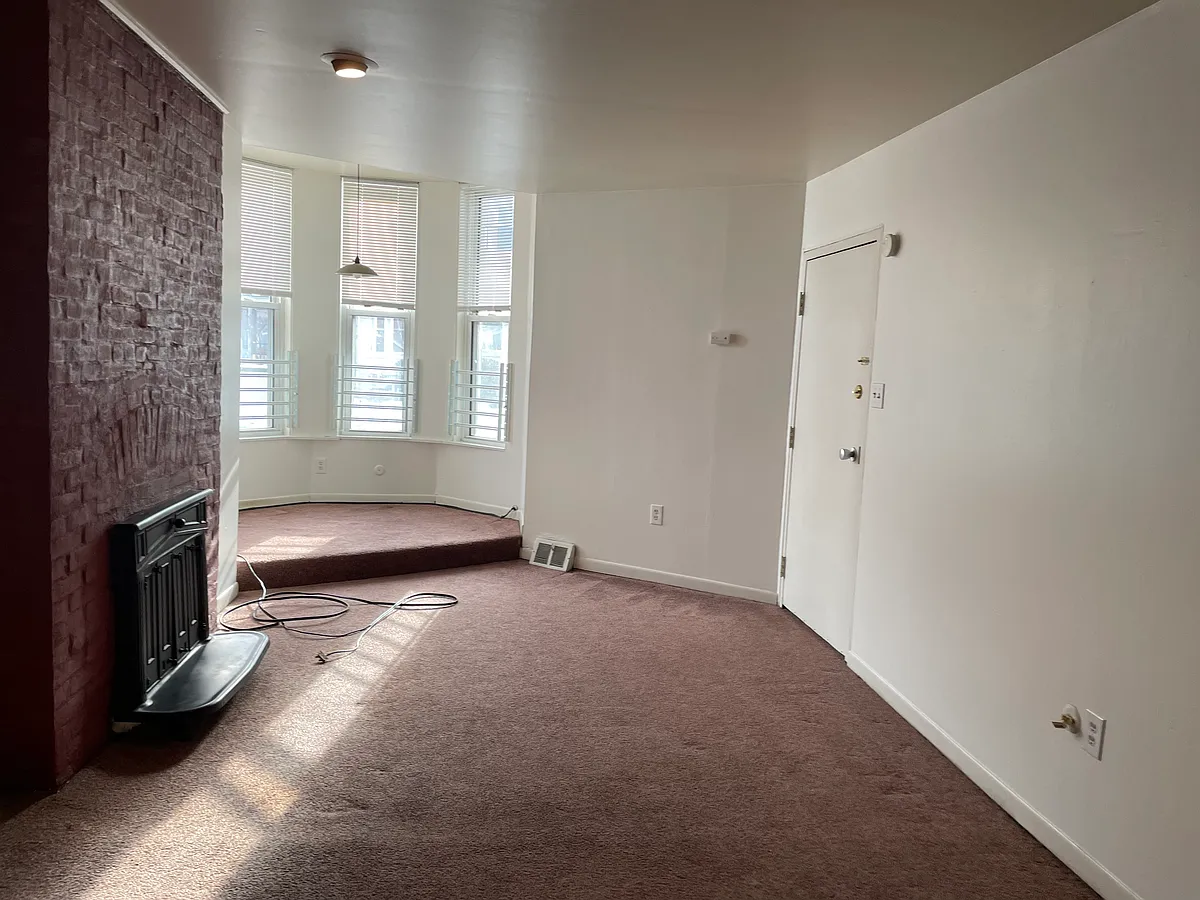 Building Photo - 6339 Marchand St #2