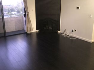 1951 Pelham Ave APT 303, Los Angeles, CA 90025