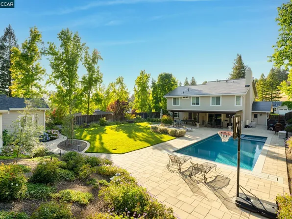 1227 Dutch Mill Dr, Danville, CA 94526