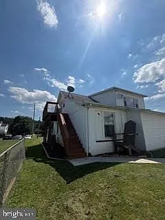 2 bed, 1.0 bath, 900 sqft, $1,250 — Photo 1
