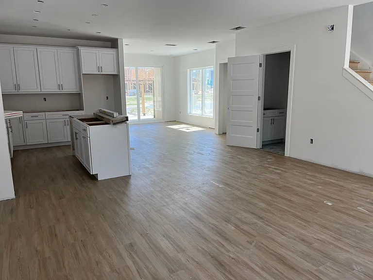 3349 SW 50th Dr — Photo 26