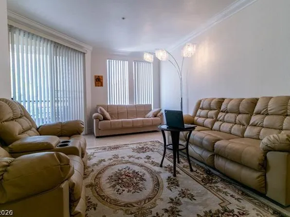 260 E Flamingo Rd Unit 304, Paradise Town, NV 89169