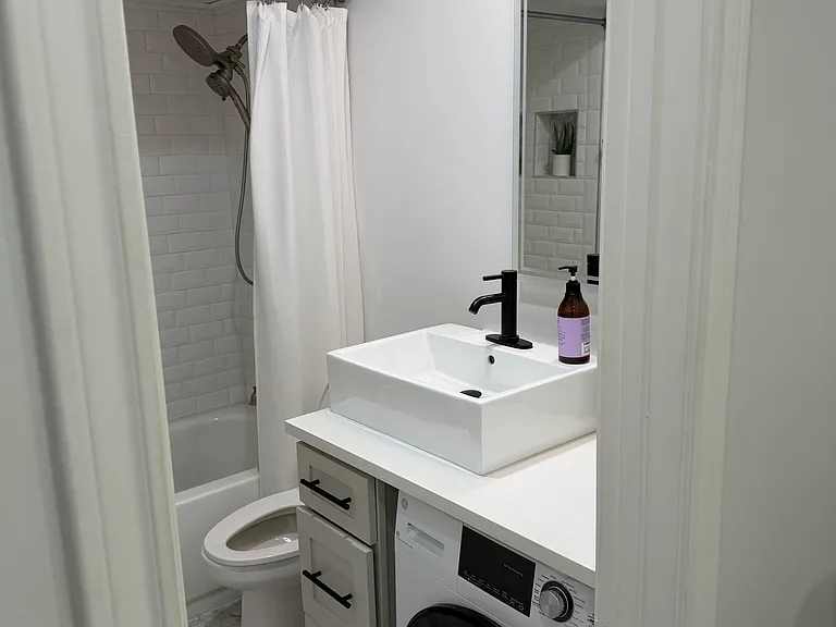 2020 S Congress Ave #1111 — Photo 9