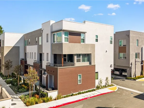 603 S Lyon St, Santa Ana, CA 92705