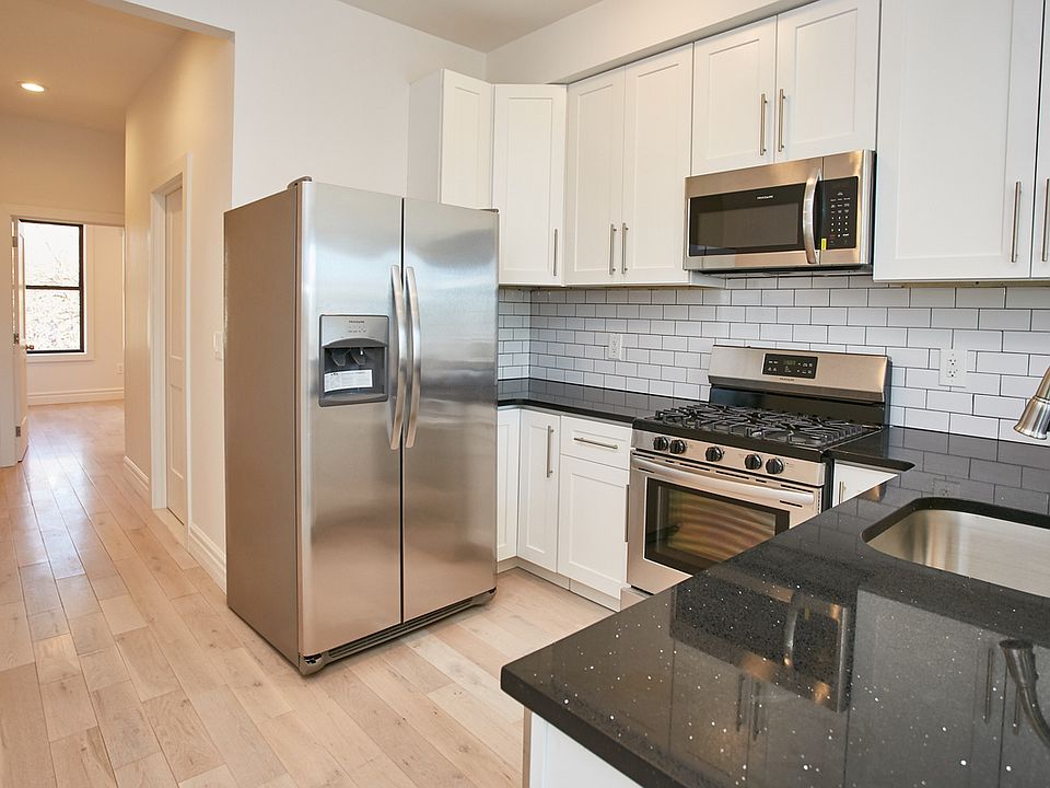 1st image of 30-11 23rd St #2