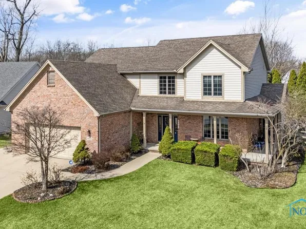 8042 Cove Harbour Dr N, Holland, OH 43528