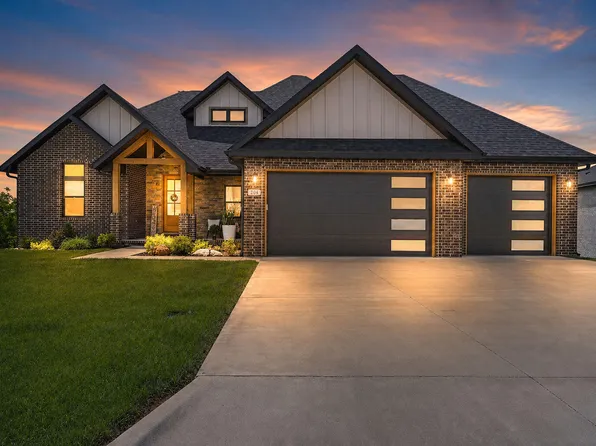 204 N Blarney Court, Nixa, MO 65714