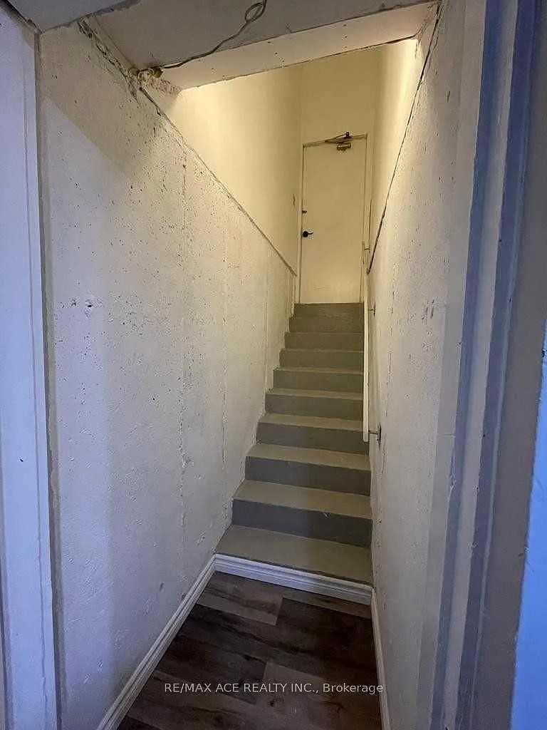 2 bed, $2,200 — Photo 3