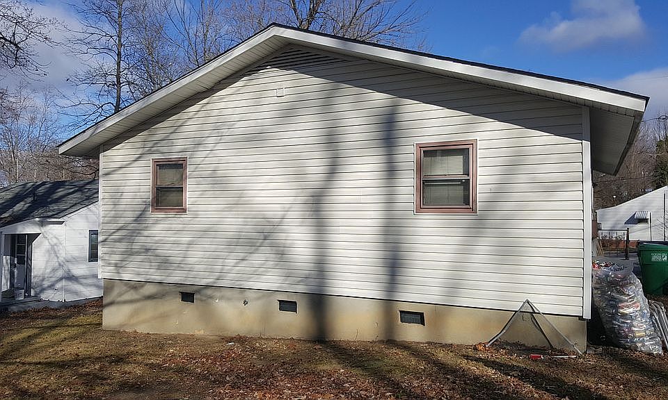 2nd image of 1510 Boundary Ave