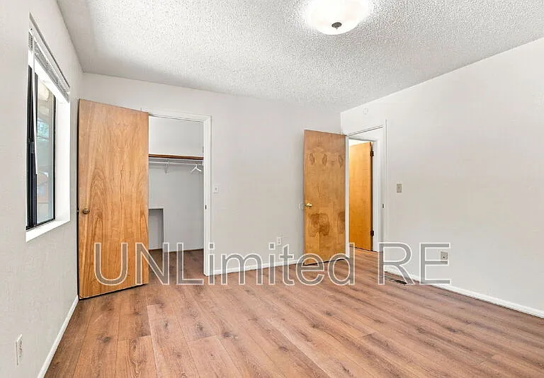 1410 N Inverrary Way — Photo 10