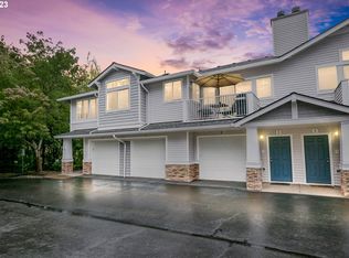 13682 SW Hall Blvd APT 3, Tigard, OR 97223