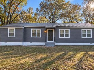 697 Woody Dr, Jackson, MS 39212