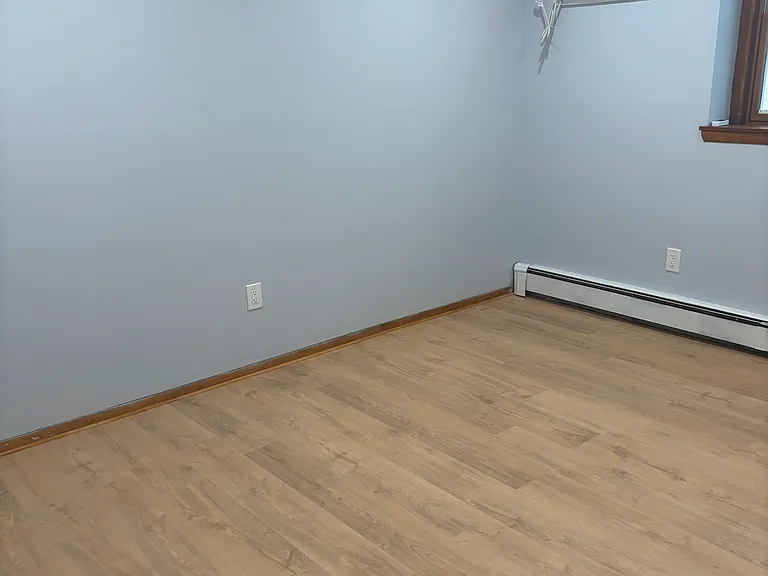 361 Commercial Ave #1 — Photo 20