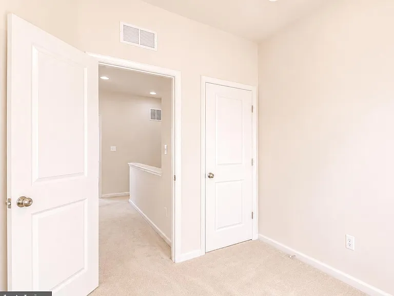22520 Phillips St #401 — Photo 31