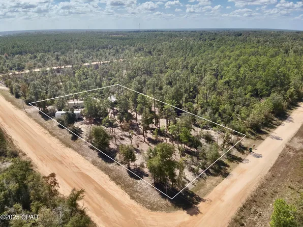 2661 Wells St, Alford, FL 32420