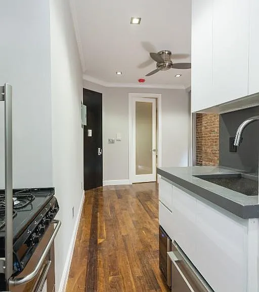16 E 116th St #RP2A — Photo 1