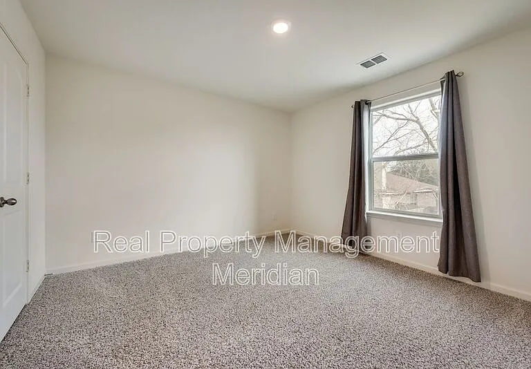 8408 Buck Mountain Pass — Photo 15