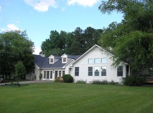 261 Retriever Ln, Carthage, NC 28327