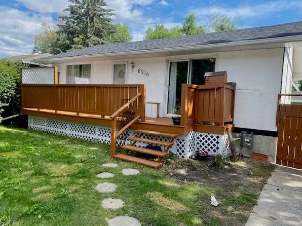8016 S 33rd Ave NW, Calgary, AB T3B 1L7